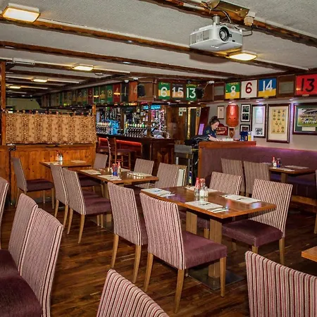 塔特勒杰克酒店 3*